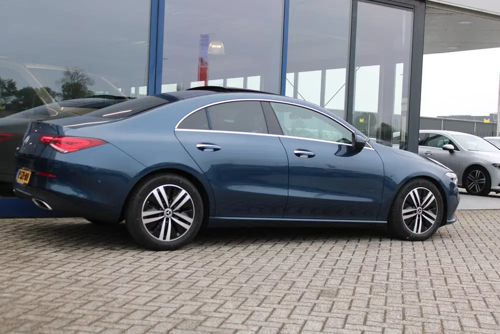 Mercedes-Benz CLA 180 AUT7 Luxury Line PANORAMADAK LE uit 2020, foto 4