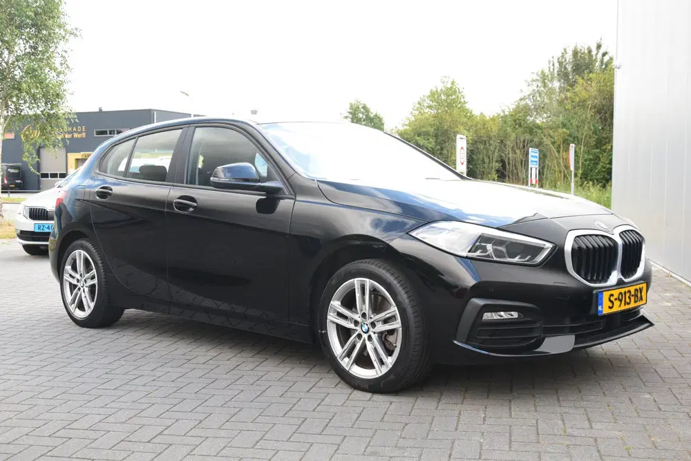 BMW 1-serie 116i Navi uit 2023, foto 10