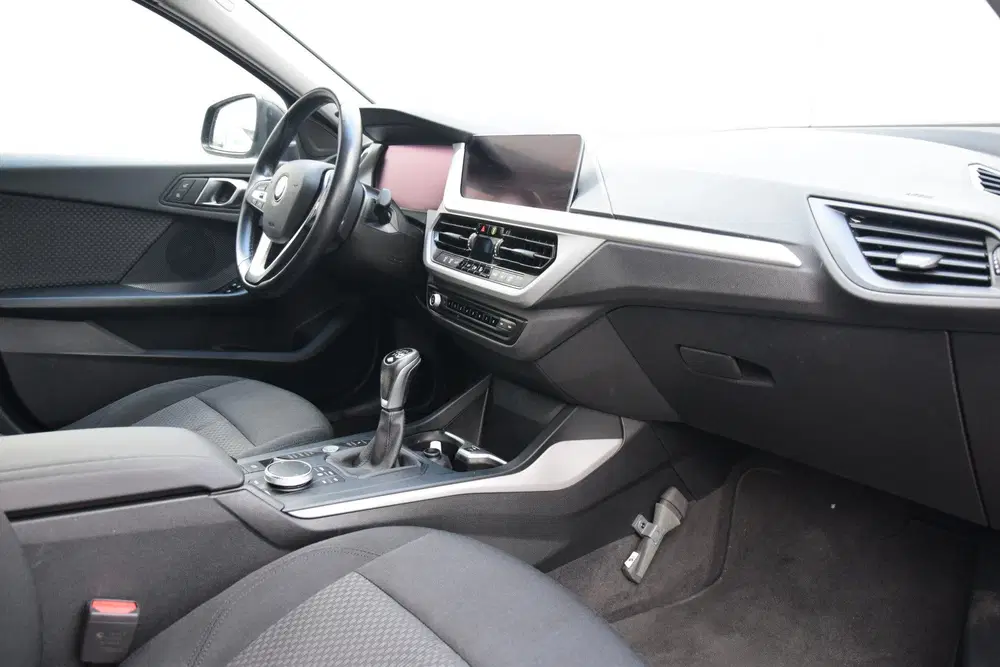 BMW 1-serie 116i Navi uit 2023, foto 13
