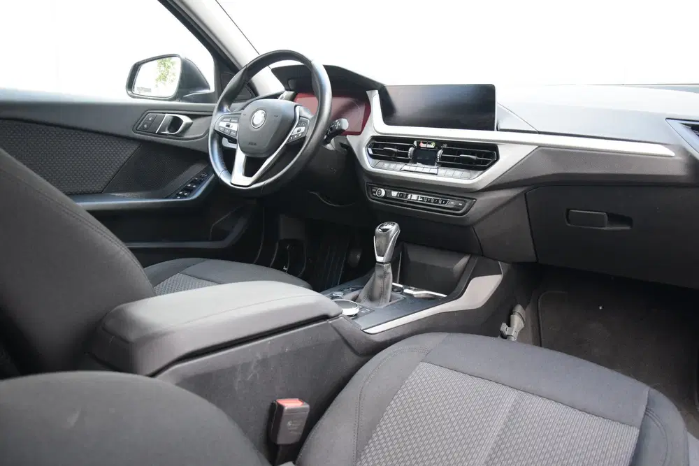 BMW 1-serie 116i Navi uit 2023, foto 3