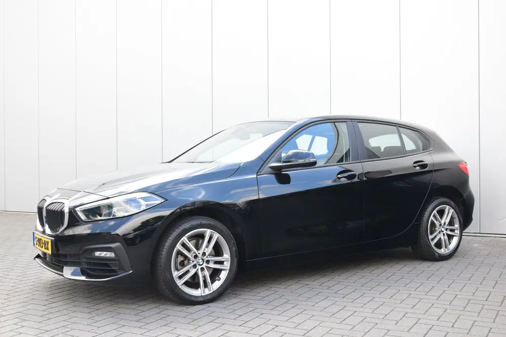 BMW 1-serie 116i Navi uit 2023, foto 5