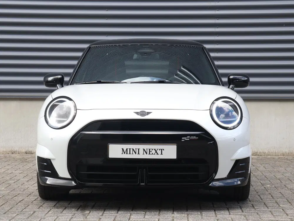 Mini John Cooper Works Cooper E uit 2024, foto 4