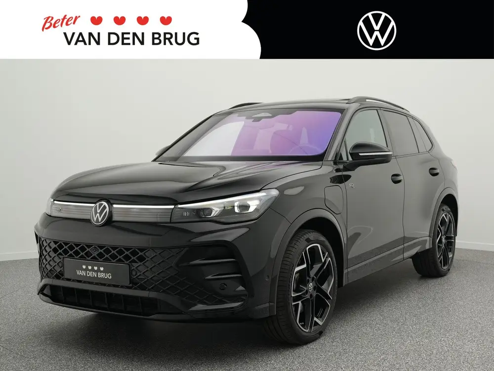 Volkswagen Tiguan 1.5 eHybrid 272pk R-Line Edition | Trekhaa uit 2025