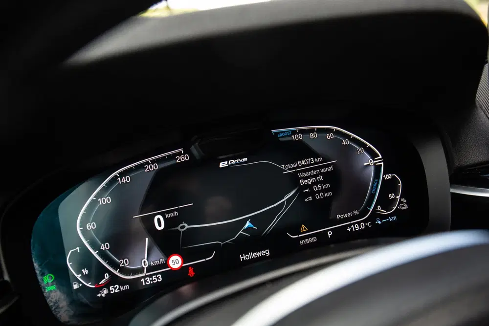 BMW 5-serie 5 Serie 545e xDrive High Executive M-Sport uit 2021, foto 11