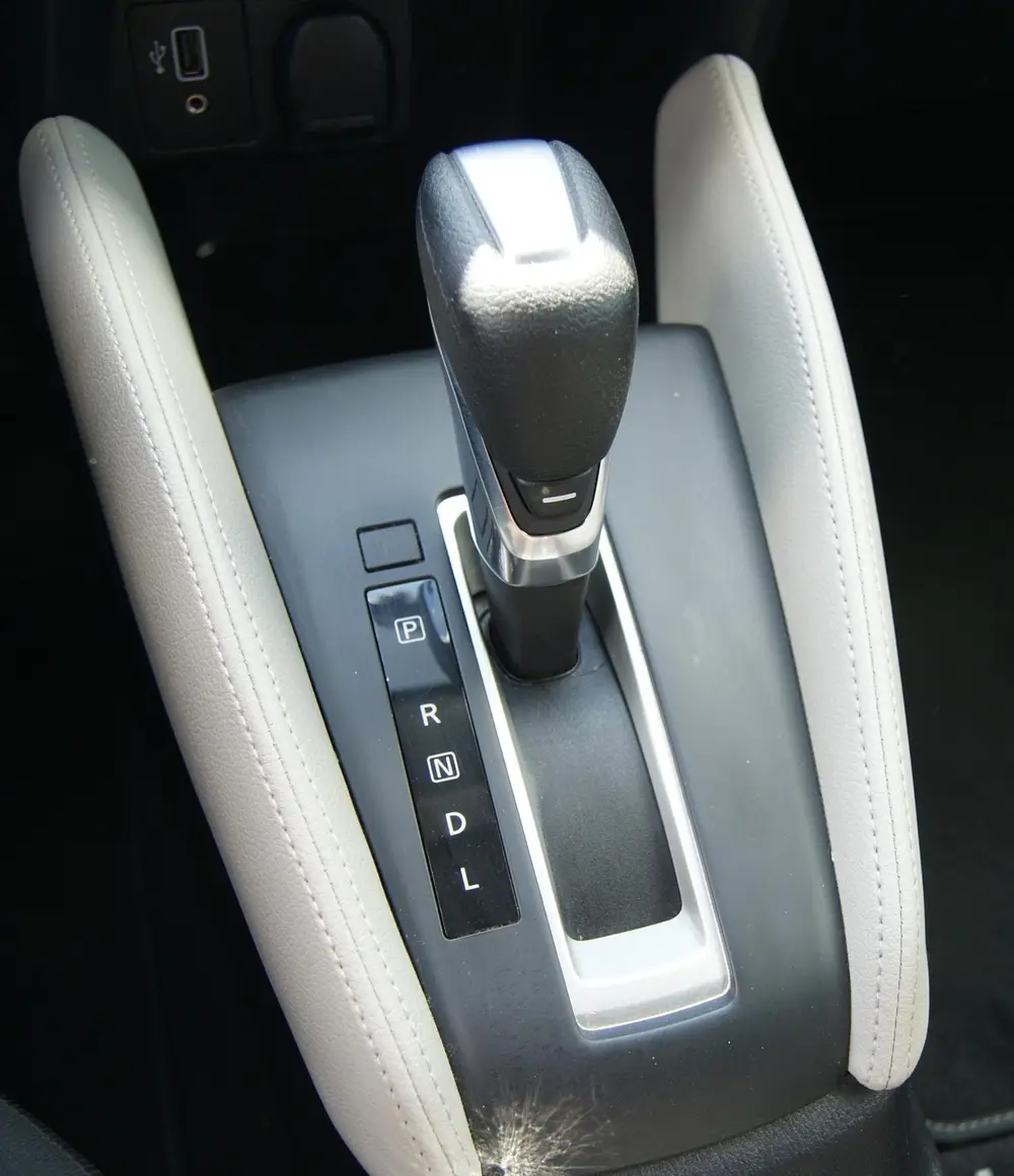Nissan Micra 1.0 IG-T Acenta Navi uit 2019, foto 17