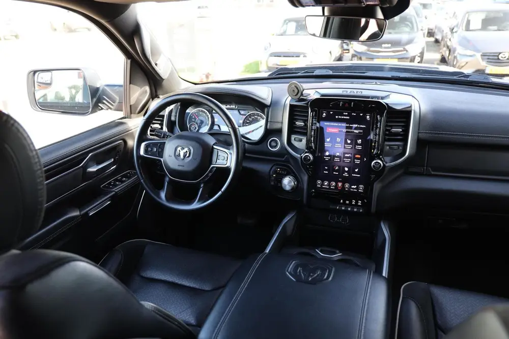 Dodge Ram 1500 5.7 V8 4x4 Crew Cab Laramie|Luchtvering|D uit 2022, foto 17