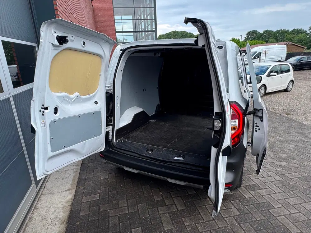Renault Kangoo 1.5 Blue dCi 95 Luxe Automaat Cruise Navi uit 2023, foto 9
