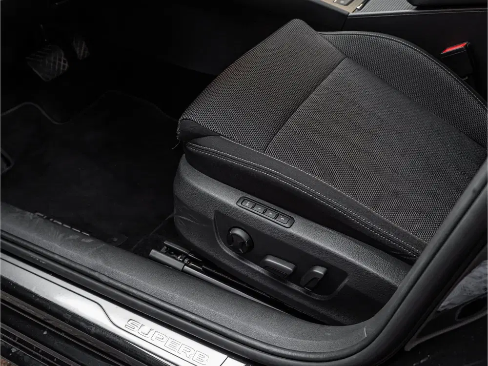 Skoda Superb 1.4 TSI iV Sportline Business 19 INCH CAM uit 2023, foto 13