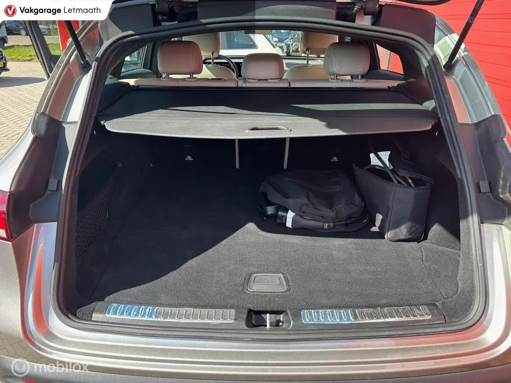 Mercedes-Benz EQC 400 4MATIC Premium Plus 80 kWh uit 2022, foto 14