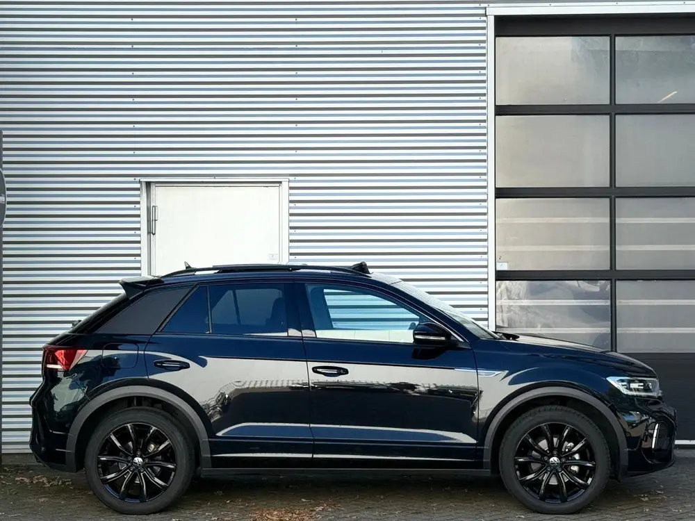 Volkswagen T-Roc 1.5 TSI 3X R-Line|PANO|LANEASSIST|CAMERA|CA uit 2024, foto 10