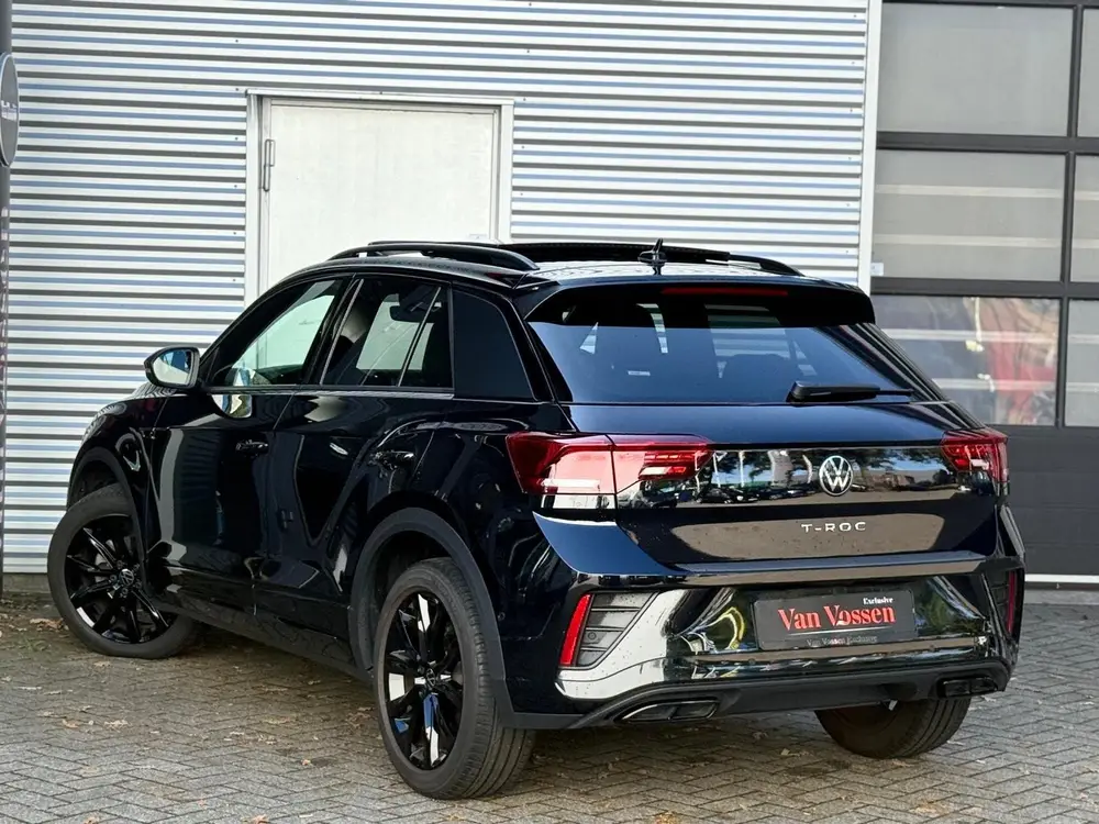 Volkswagen T-Roc 1.5 TSI 3X R-Line|PANO|LANEASSIST|CAMERA|CA uit 2024, foto 12