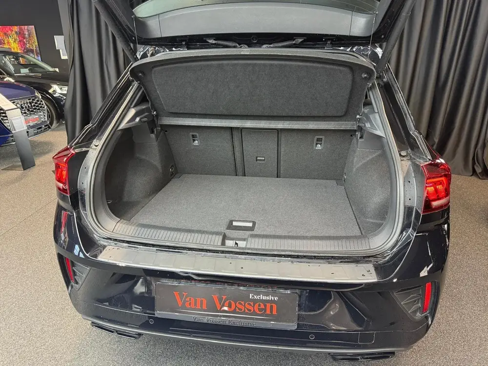Volkswagen T-Roc 1.5 TSI 3X R-Line|PANO|LANEASSIST|CAMERA|CA uit 2024, foto 19