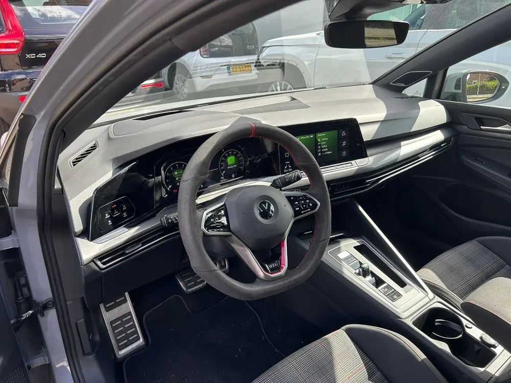 Volkswagen Golf 2.0 TSI 245pk 7-DSG 2022 Grijs uit 2022, foto 15