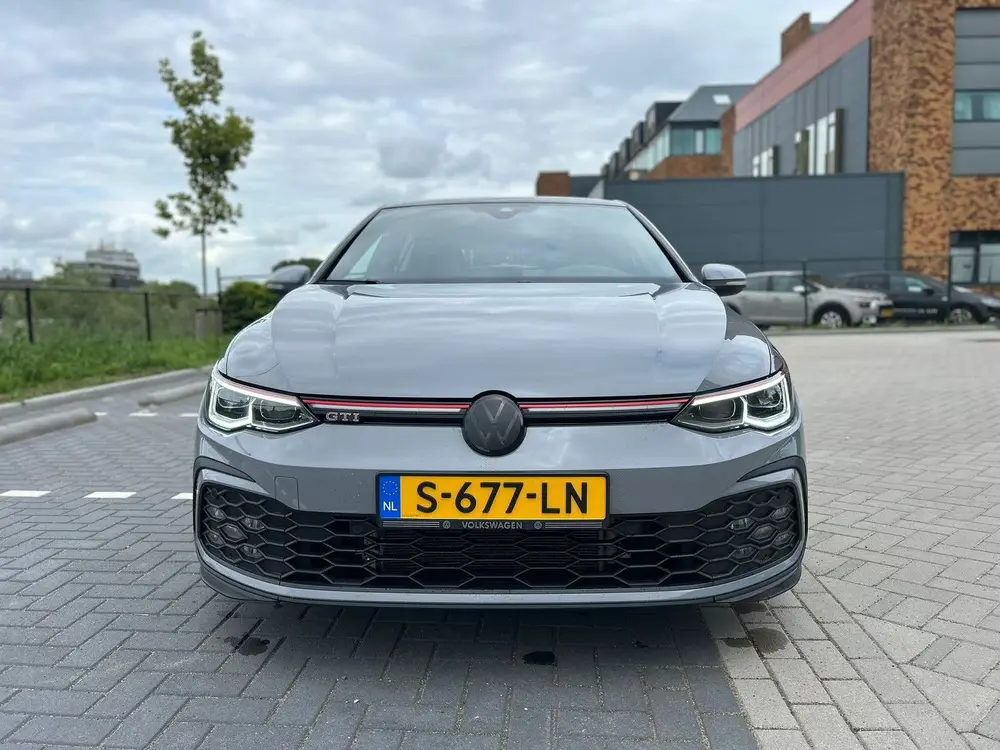 Volkswagen Golf 2.0 TSI 245pk 7-DSG 2022 Grijs uit 2022, foto 5