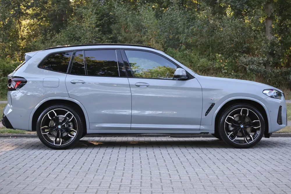 BMW X3 xDrive20i M-Sport uit 2022, foto 9
