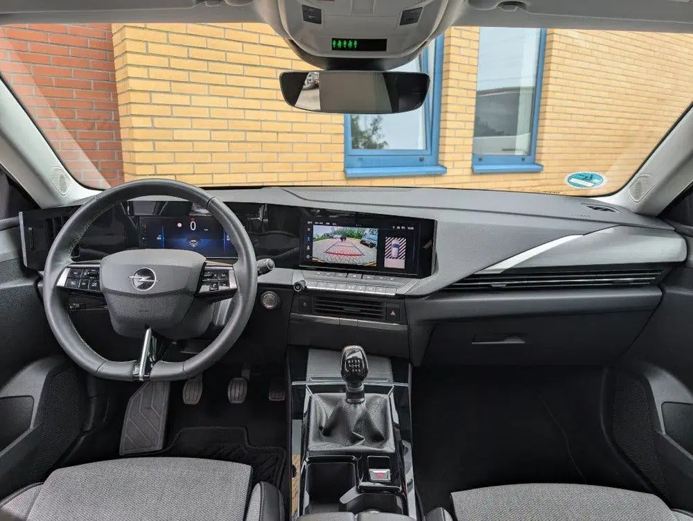 Opel Astra 1.2 ELEGANCE uit 2022, foto 13