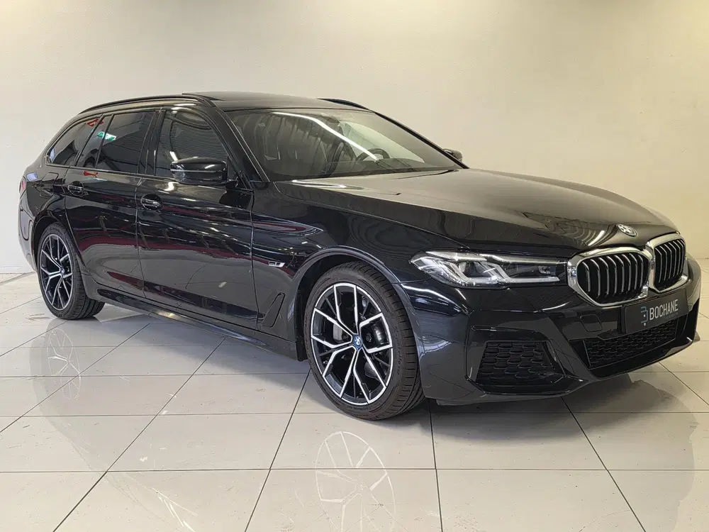 BMW 5-serie 530e M-sport uit 2023, foto 10