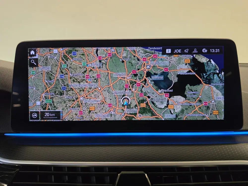 BMW 5-serie 530e M-sport uit 2023, foto 16