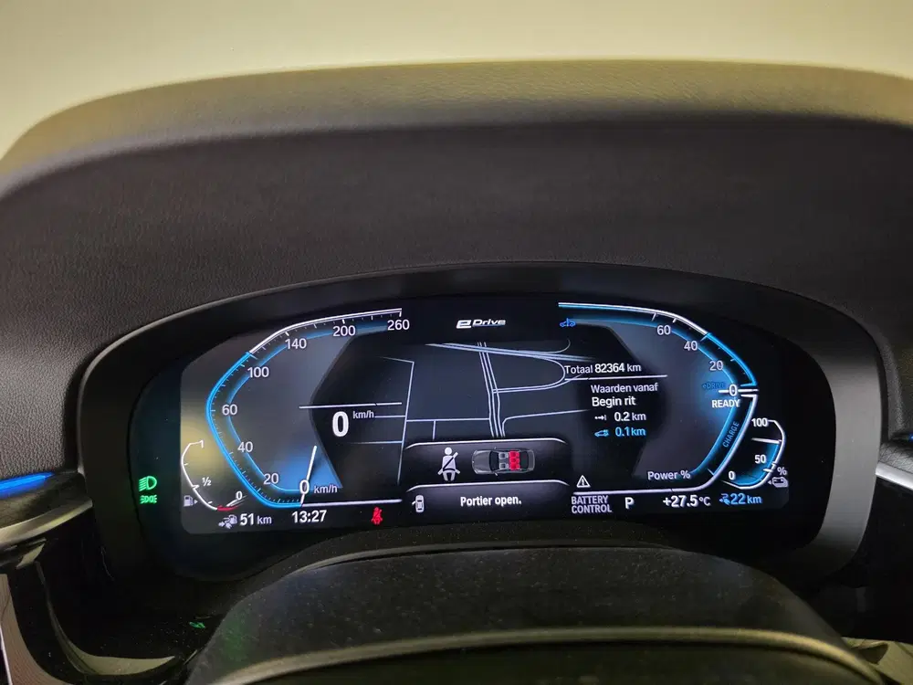 BMW 5-serie 530e M-sport uit 2023, foto 9