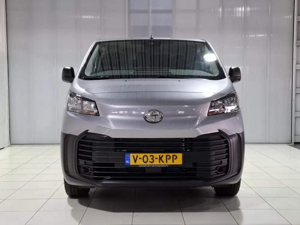 Toyota Proace 2.0 D-4D L1 Challenger Lat uit 2024, foto 4