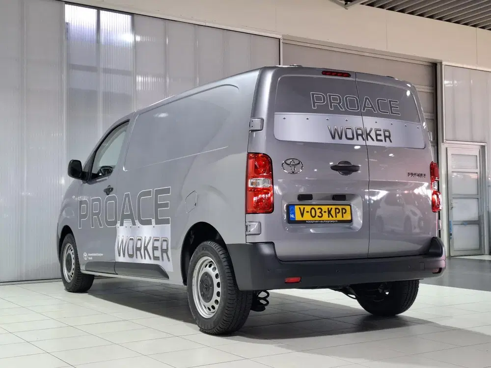 Toyota Proace 2.0 D-4D L1 Challenger Lat uit 2024, foto 8