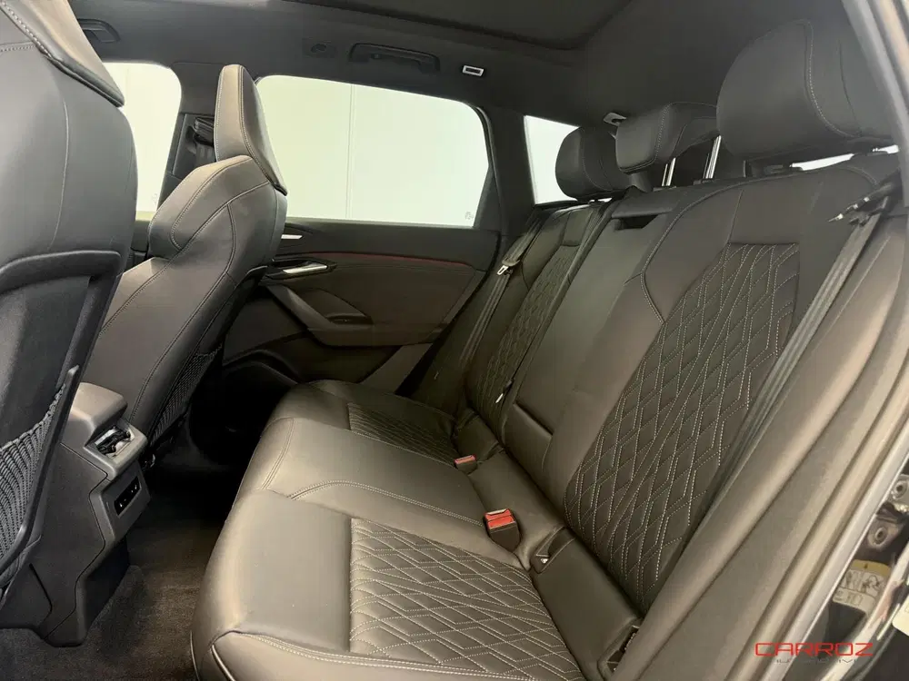 Audi Q6 e-tron Quattro 100 kWh Pano ACC HUD 360 B&O uit 2025, foto 12