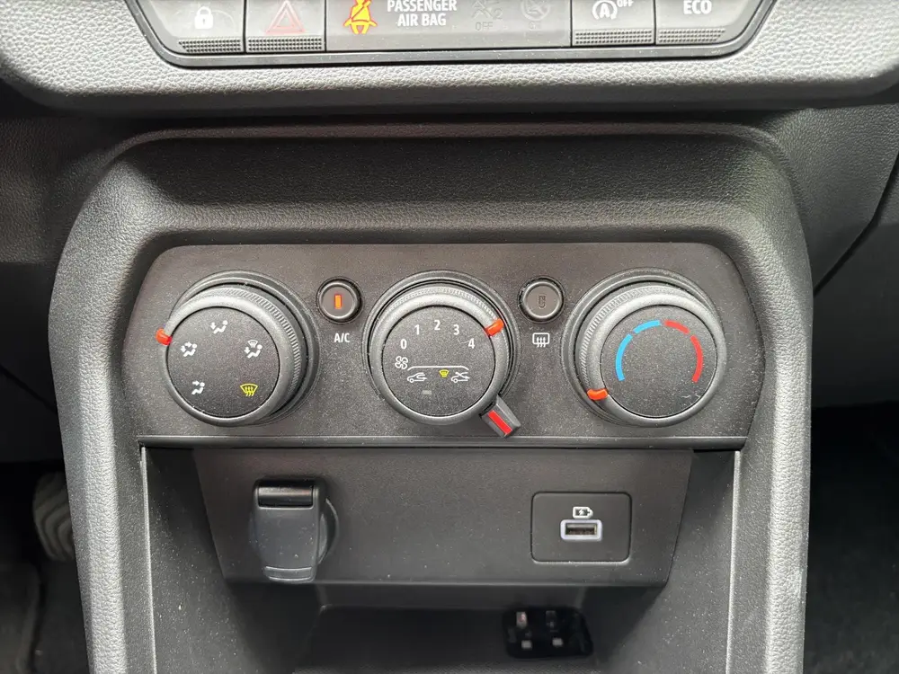 Dacia Sandero 1.0 TCe 100 ECO-G Expression uit 2023, foto 12