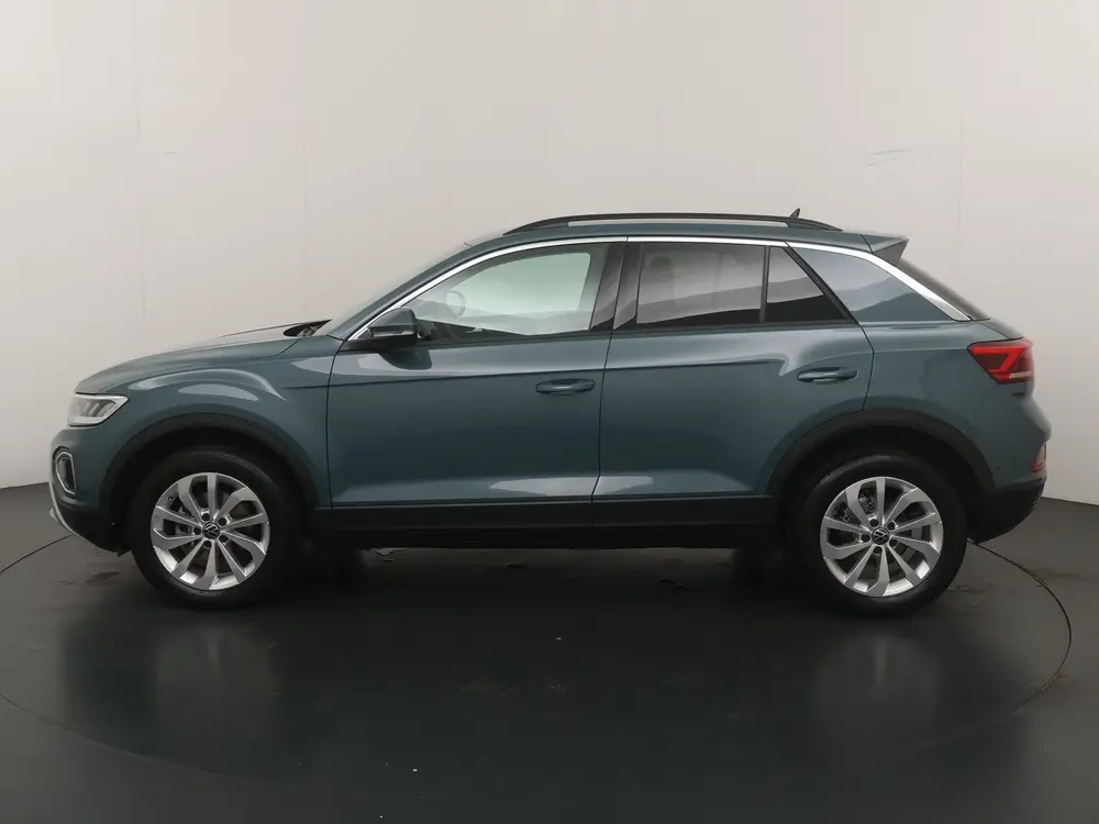 Volkswagen T-Roc 1.5 TSI Life Edition | AUTOMAAT | Adapt. Cr uit 2025, foto 2