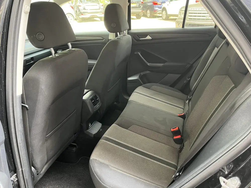 Volkswagen T-Roc 1.5 TSI Style Ecc/Audio/Navi/Pdc/Lm uit 2020, foto 6