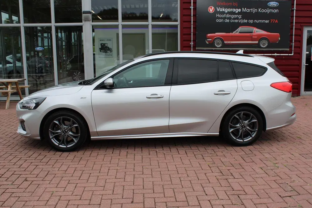 Ford Focus 1.0 EcoBoost 125pk ST Line Business Wagon uit 2021, foto 3