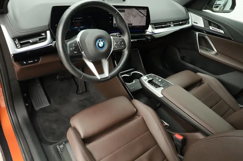 BMW iX1 XDrive30 Launch Edition 67 kWh Keyless Dri uit 2023, foto 3