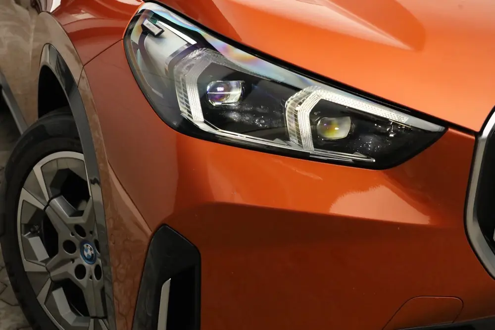 BMW iX1 XDrive30 Launch Edition 67 kWh Keyless Dri uit 2023, foto 9