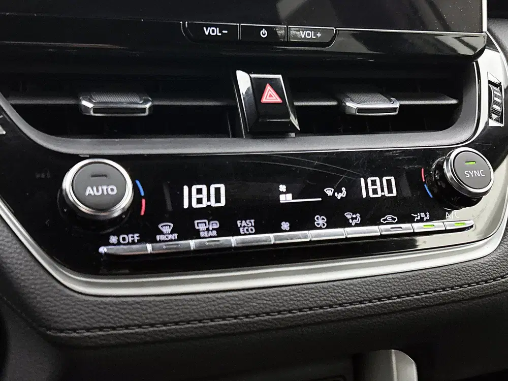 Toyota Corolla Cross Hybrid 140 Style uit 2025, foto 12