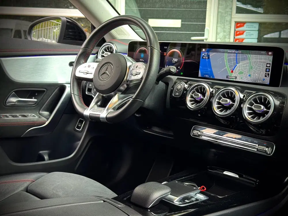 Mercedes-Benz CLA 220 AMG AUTOMAAT uit 2019, foto 12
