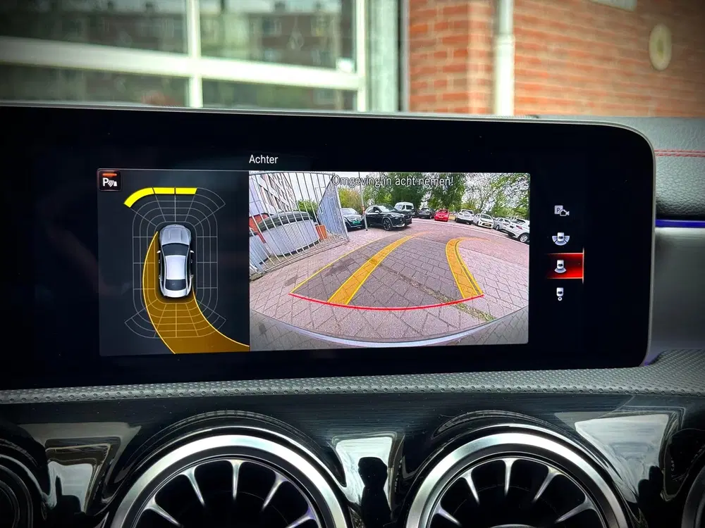 Mercedes-Benz CLA 220 AMG AUTOMAAT uit 2019, foto 9