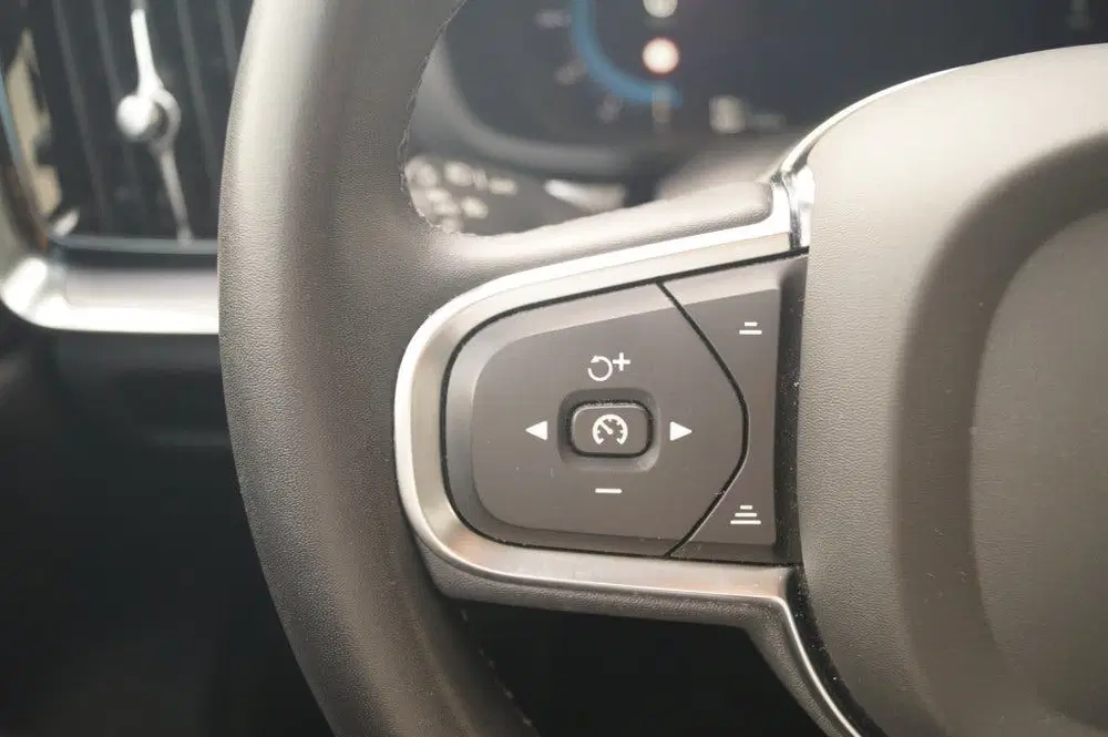 Volvo V60 2.0 B4 197pk Automaat Core -NAVI-ECC-LED-C uit 2023, foto 20