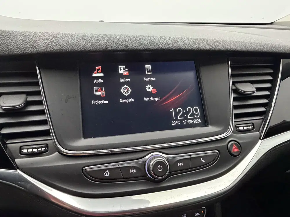 Opel Astra 1.2 130PK Design & Tech uit 2021, foto 16