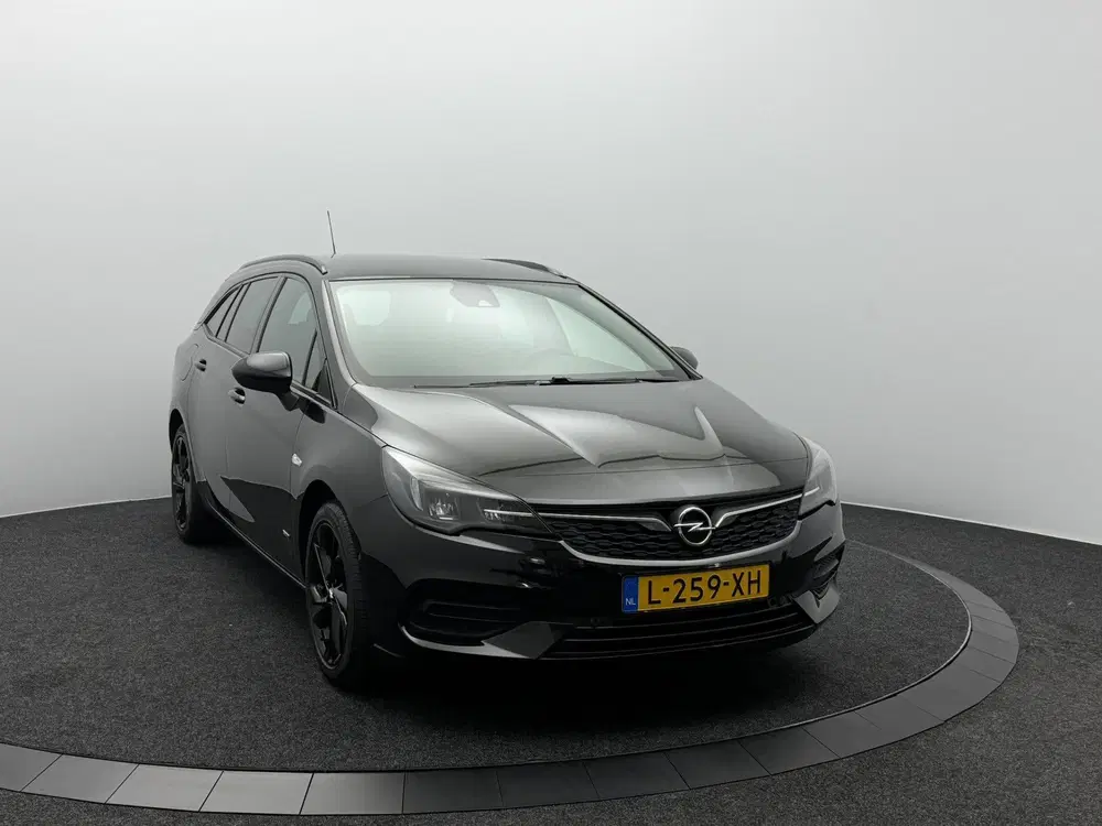 Opel Astra 1.2 130PK Design & Tech uit 2021, foto 5