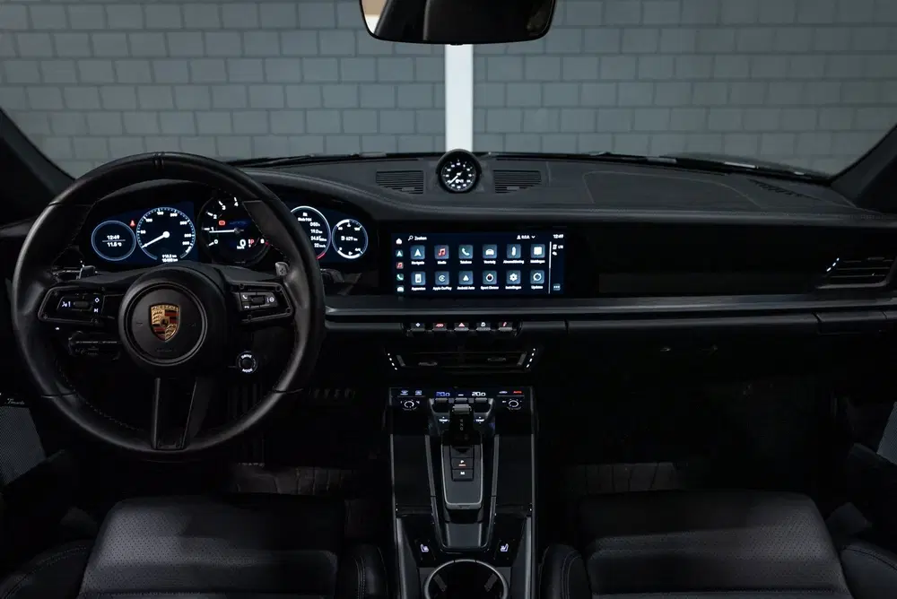 Porsche 911 992 Carrera GTS uit 2022, foto 12