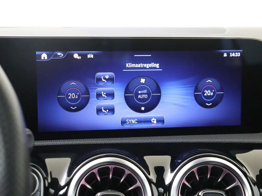 Mercedes-Benz A-Klasse 180 AMG Line Premium uit 2024, foto 18