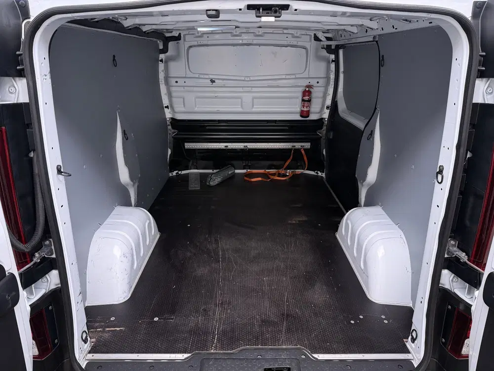 Renault Trafic 2.0dCi 120PK T29 L1H1 Trekhaak Airco Navi uit 2021, foto 20