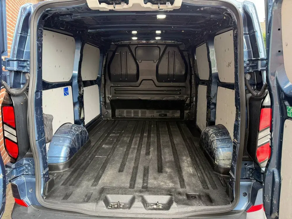 Ford Transit Custom 280 2.0 TDCI L2H1 Trend 3 persoons uit 2024, foto 8
