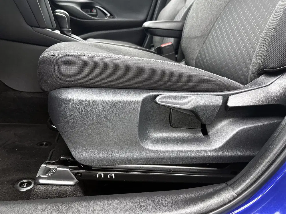 Toyota Yaris Cross 1.5 Hybrid 115 First Edition uit 2025, foto 18