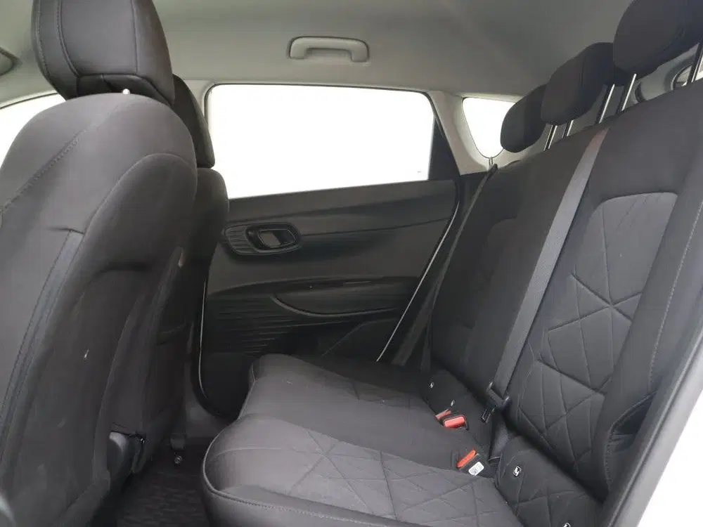 Hyundai BAYON 1.0 T-GDI Comfort 100PK Automaat Carplay C uit 2024, foto 4