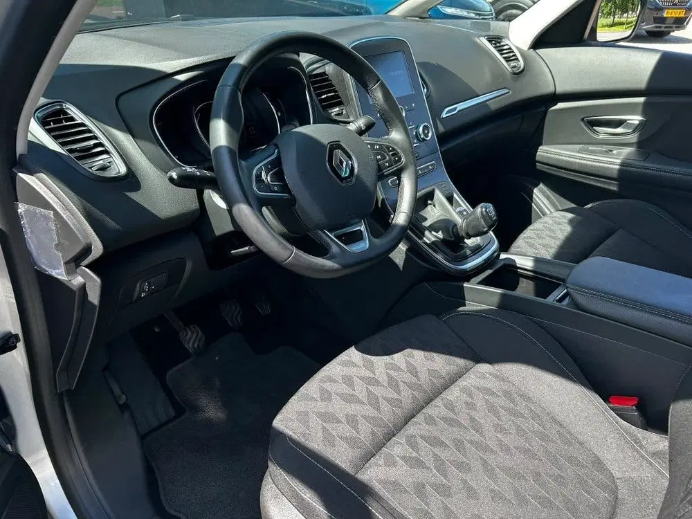 Renault Grand Scenic Grand Scénic 1.3 TCe Intens uit 2020, foto 10