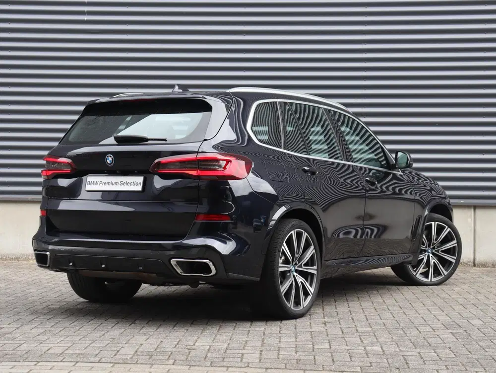 BMW X5 xDrive45e uit 2022, foto 2