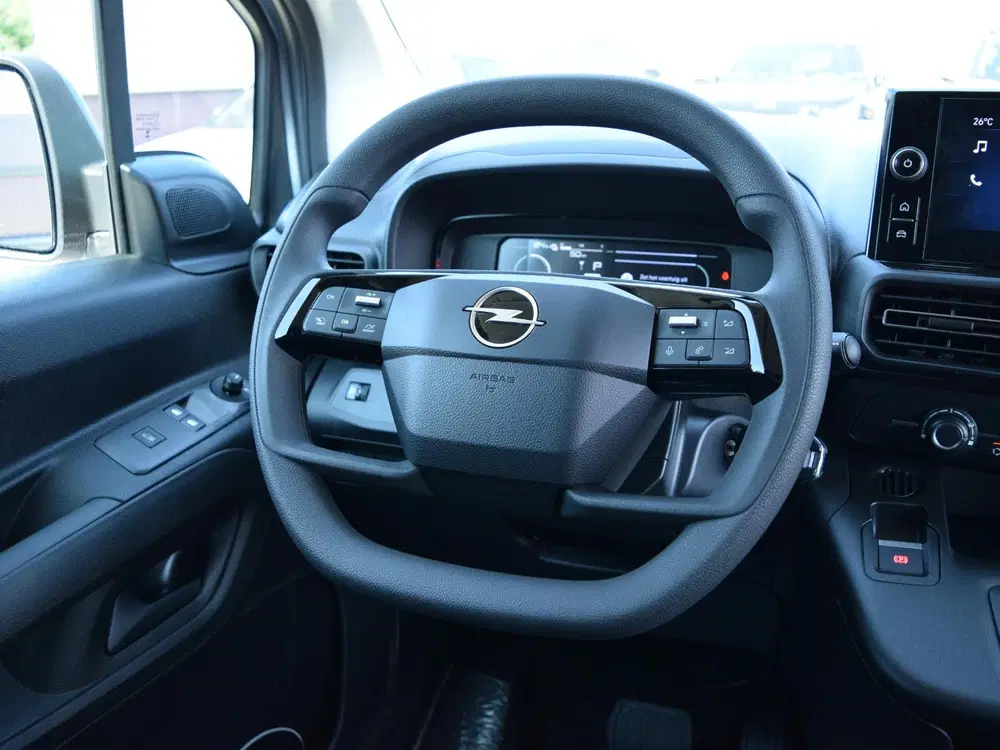 Opel Combo L1 50kWh uit 2026, foto 12