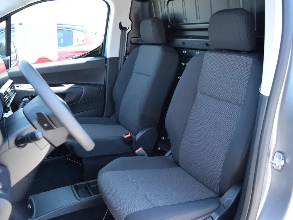 Opel Combo L1 50kWh uit 2026, foto 9