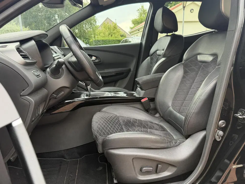 Renault Kadjar 1.3 TCe Black Edition BOSE uit 2021, foto 14