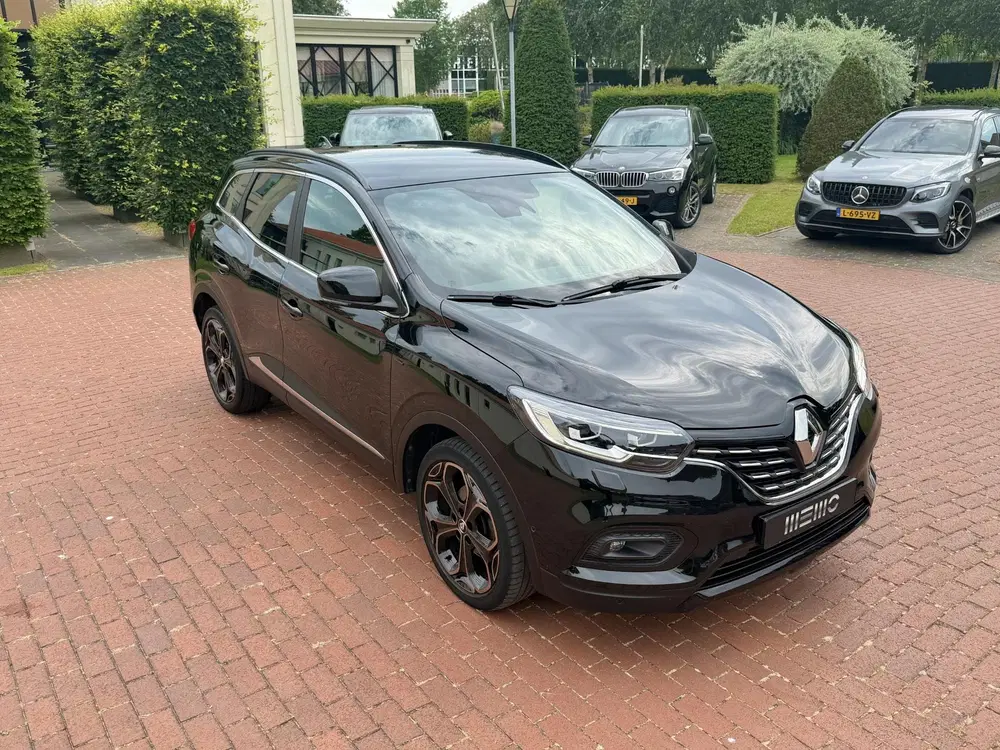 Renault Kadjar 1.3 TCe Black Edition BOSE uit 2021, foto 17